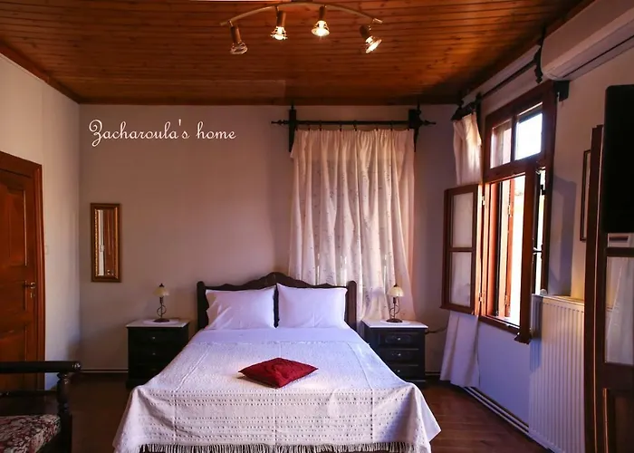 Under The Clock Tower Дом отдыха *